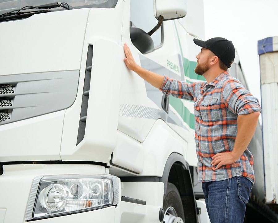 Mit uns als Partner fahren Sie sicher im Transportwesen.-Dortmund-Fahschule-Clemens