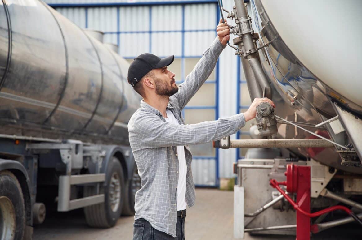Werde Gefahrgut-Profi:-Dortmund-Fahschule-Clemens