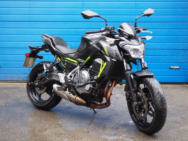 Kawasaki Z 650-Dortmund-Fahschule-Clemens